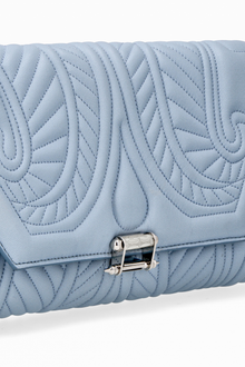 Lotus Clutch