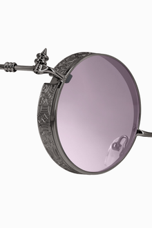 Palmette Minaudiere Shades