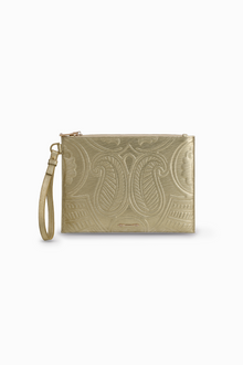 حقيبة Embossed Wristlet Sleeve