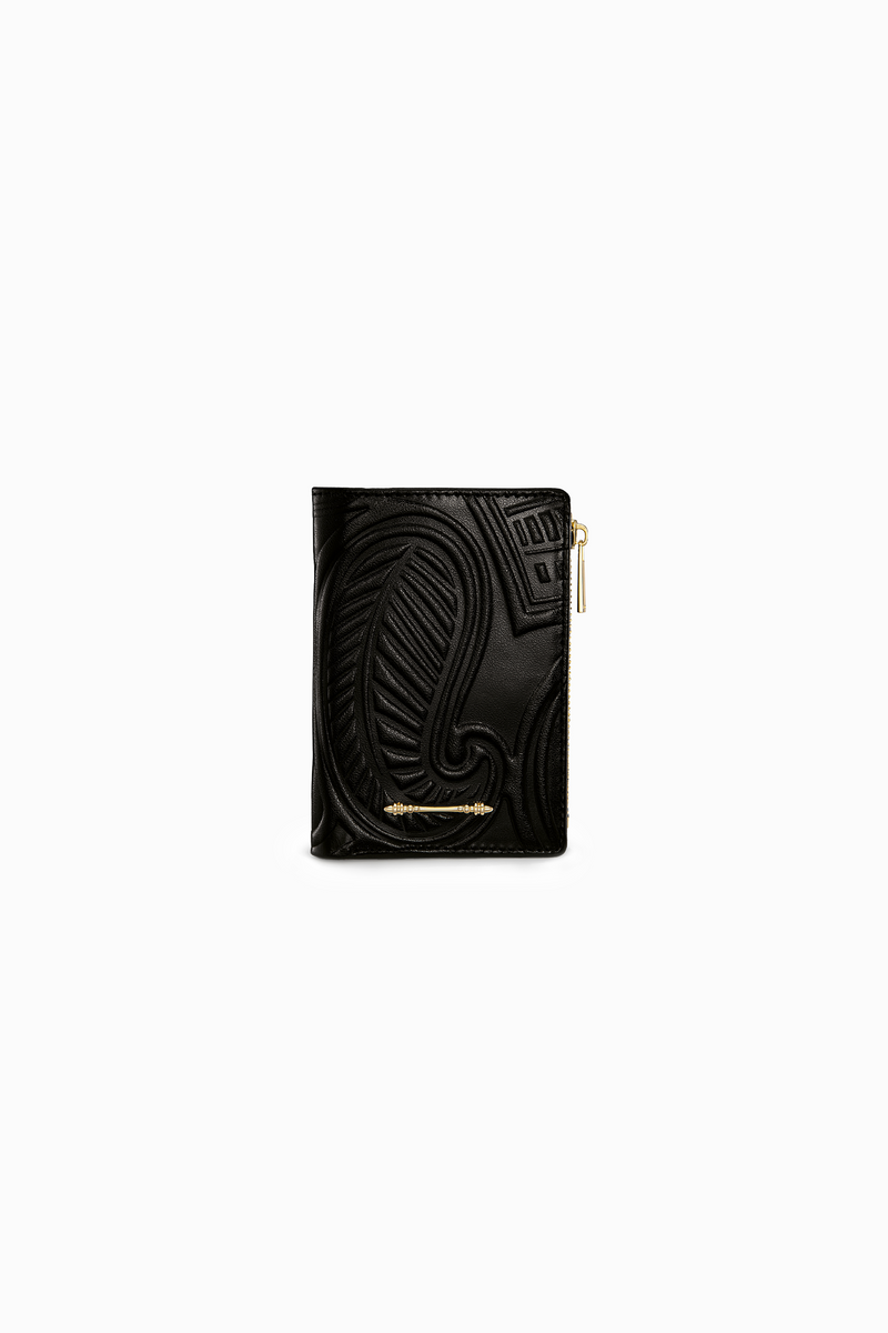 Bi Fold Wallet Embossed