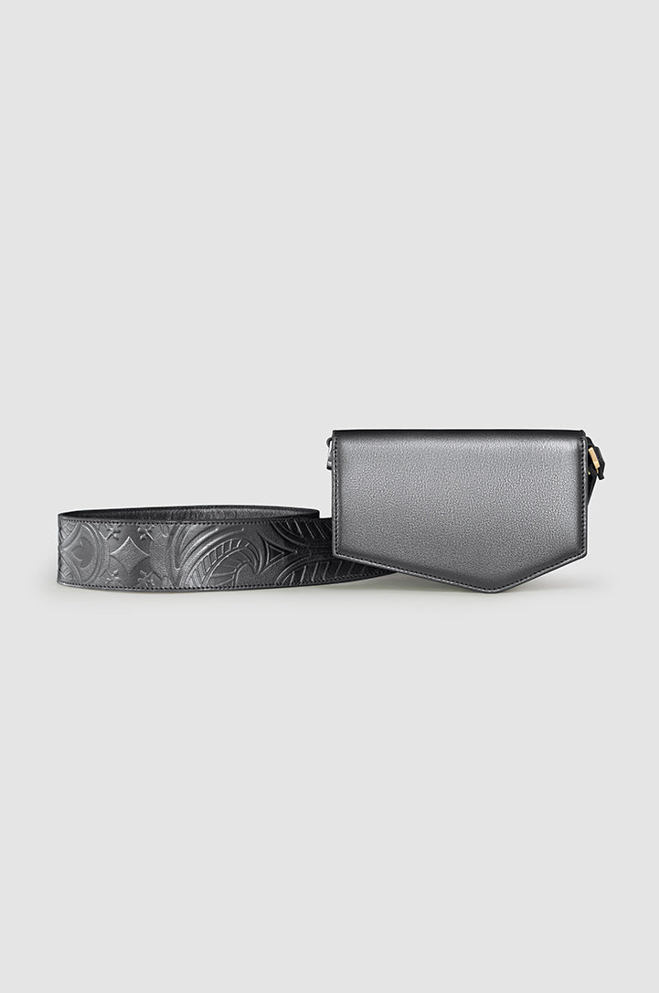 Asymmetrical Pouch