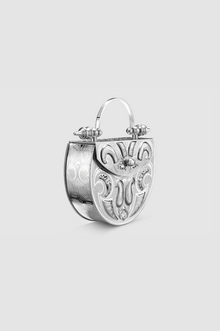 Palmette Oval Minaudiere